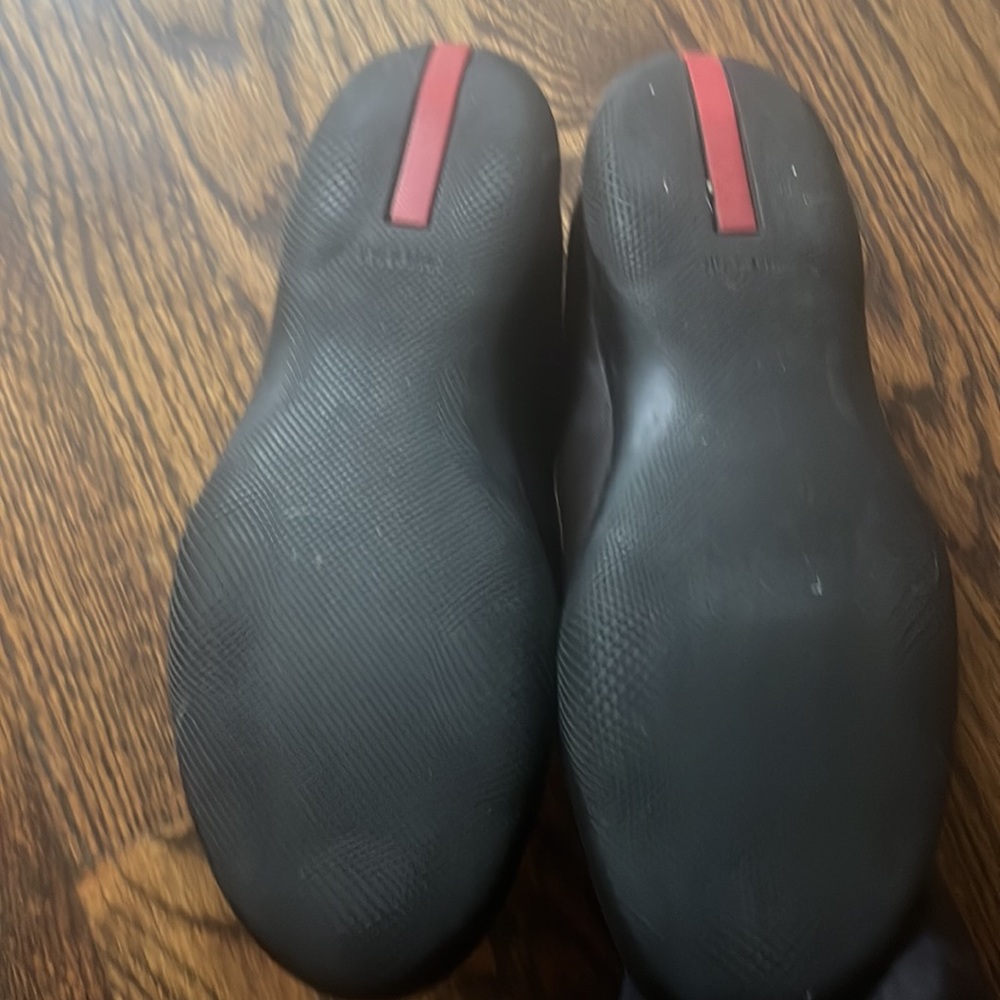 Prada sport loafers, work but can be fixed up easily - Picture 3 of 4